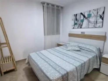 Piso en  Carrer de Rafael Alberti 1 - Foto 4