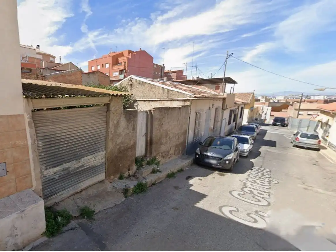 Chalet en  Calle Cartagena 14 - Foto 2
