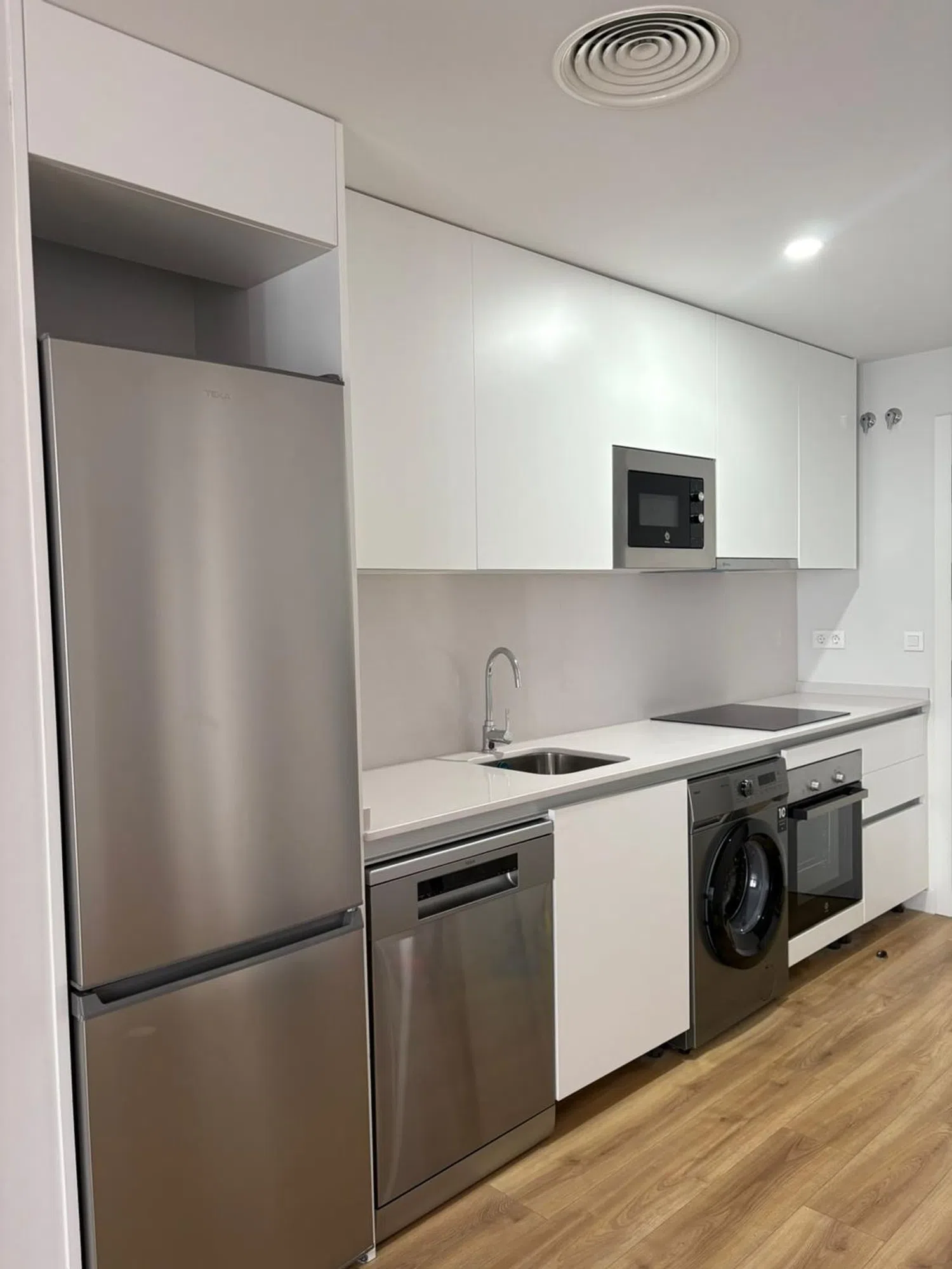 Piso en calle Frisias, 4 - Foto 4