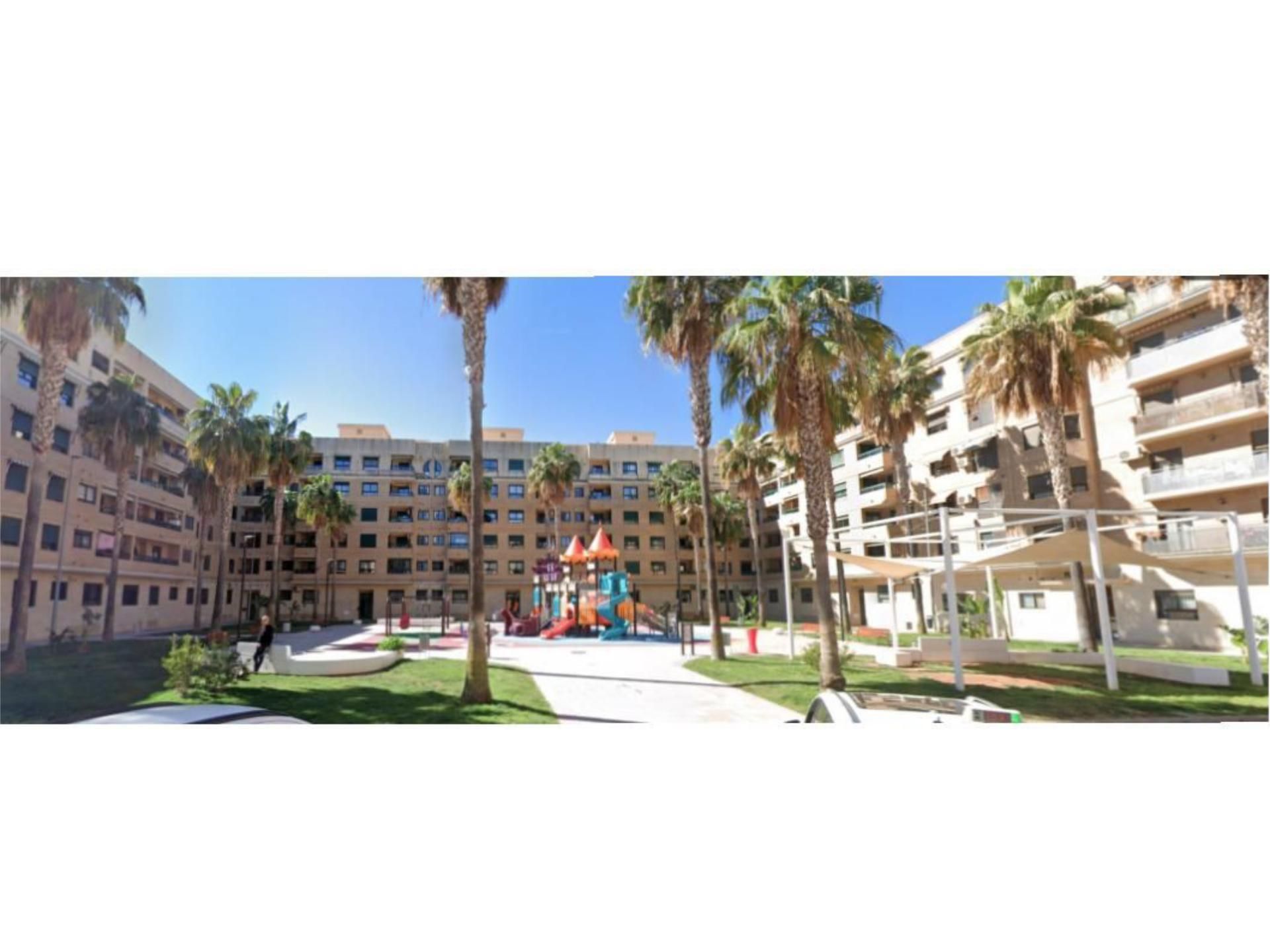 Piso en  Plaça de la Ciutat de la Lisa 5 - Foto 1