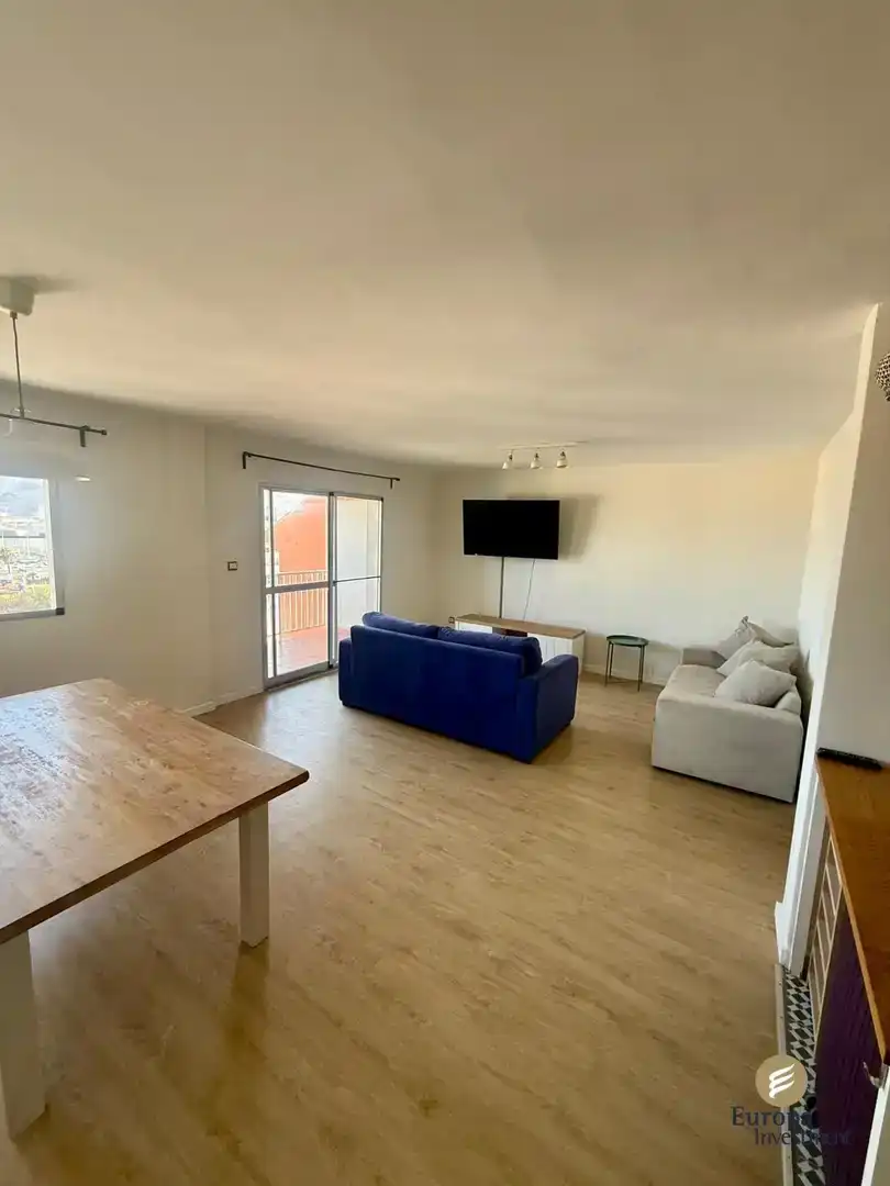 Piso en La Línea de la Concepción - Foto 2