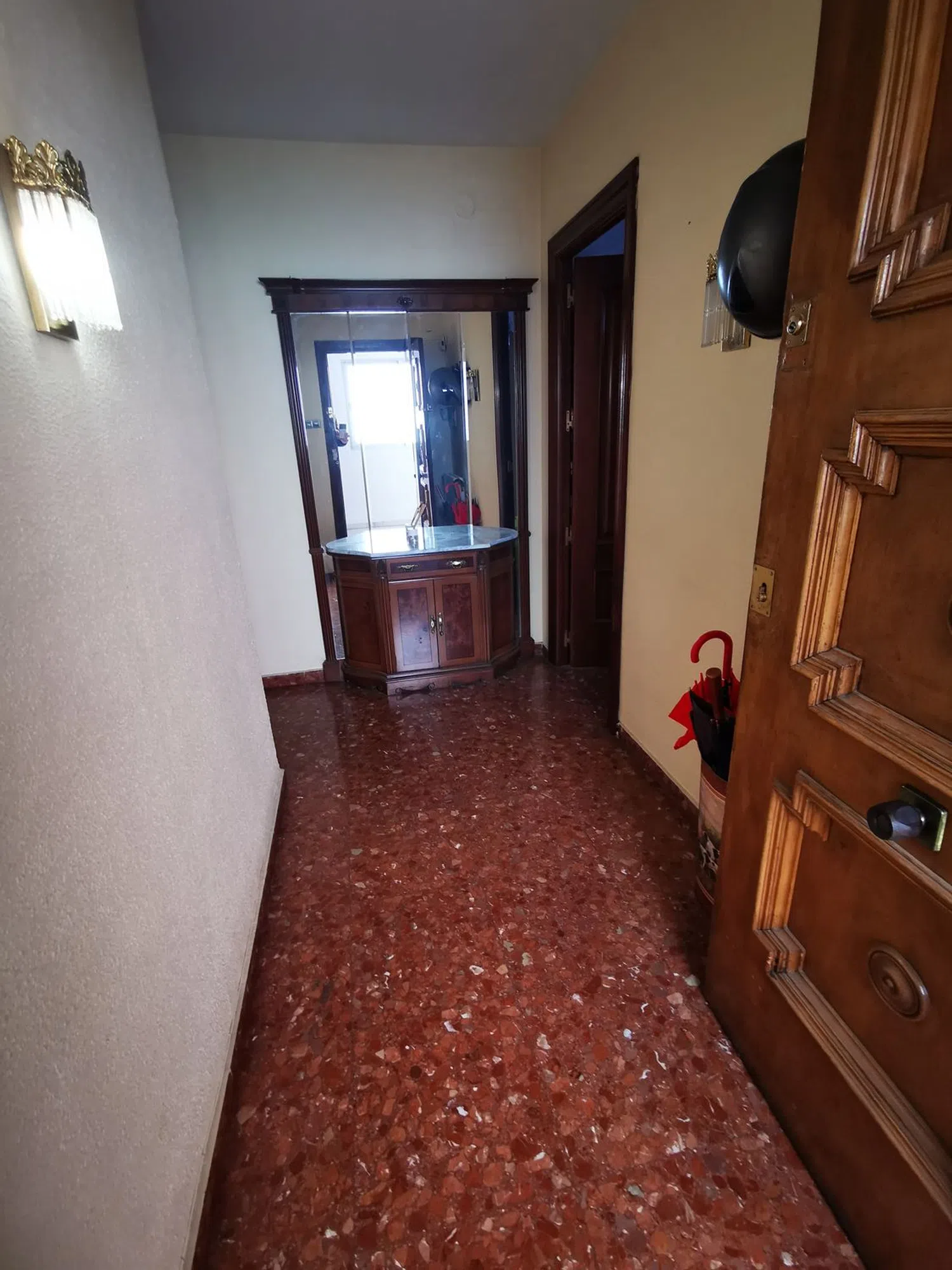 Piso en calle Cristo de la Yedra, 19 - Foto 1