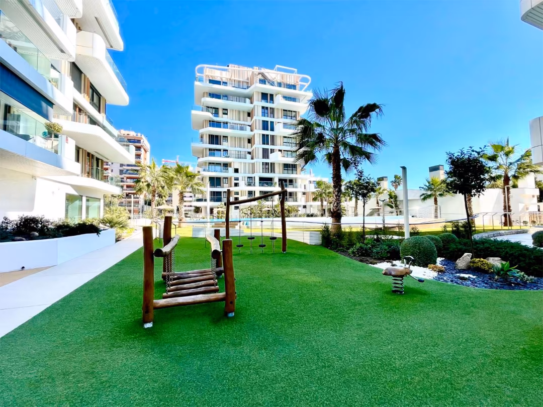 Piso en  Avenida Artista Remigio Soler López 9 - Foto 35