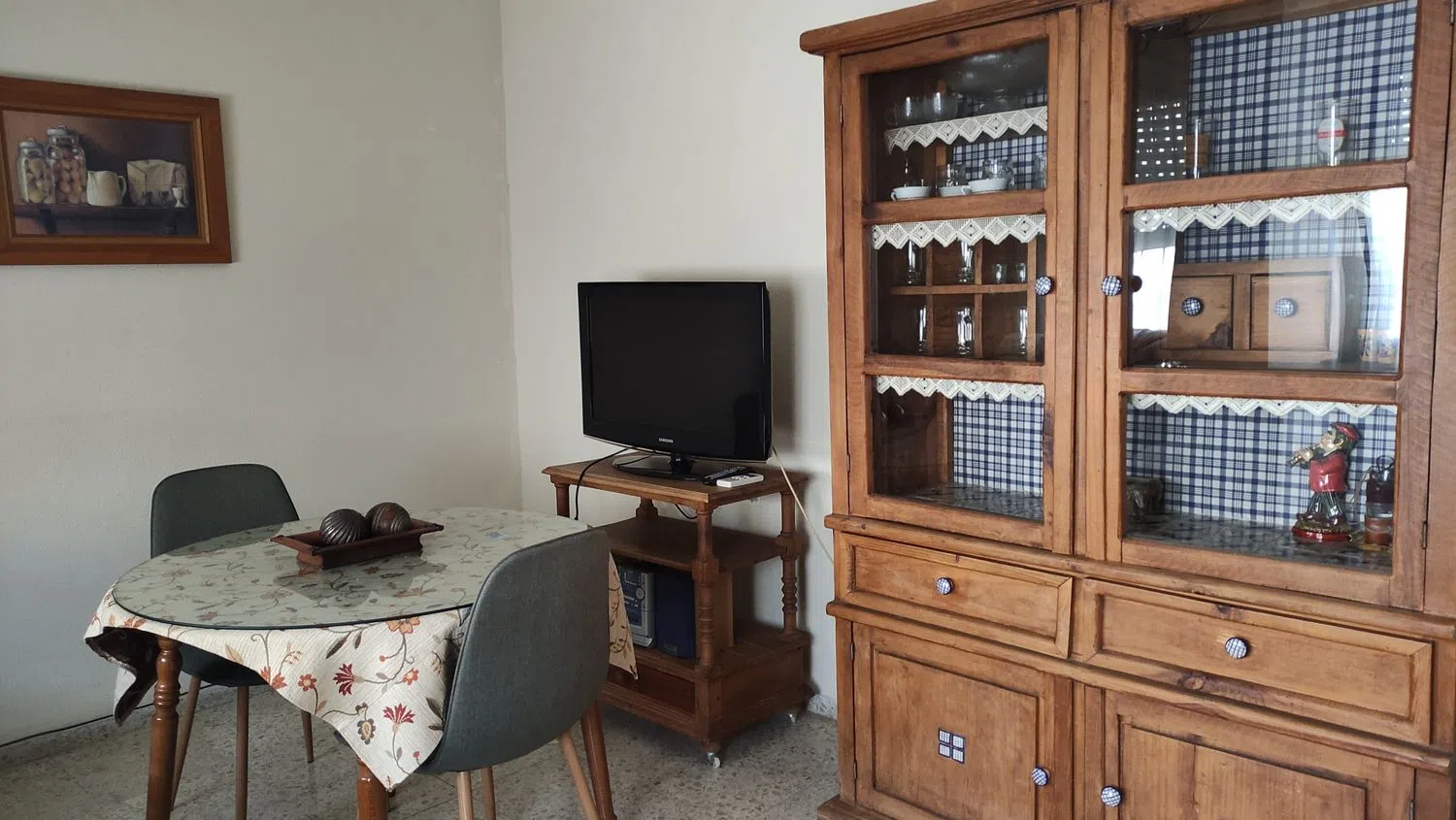 Piso en calle Juan de Cervantes, 6 - Foto 1