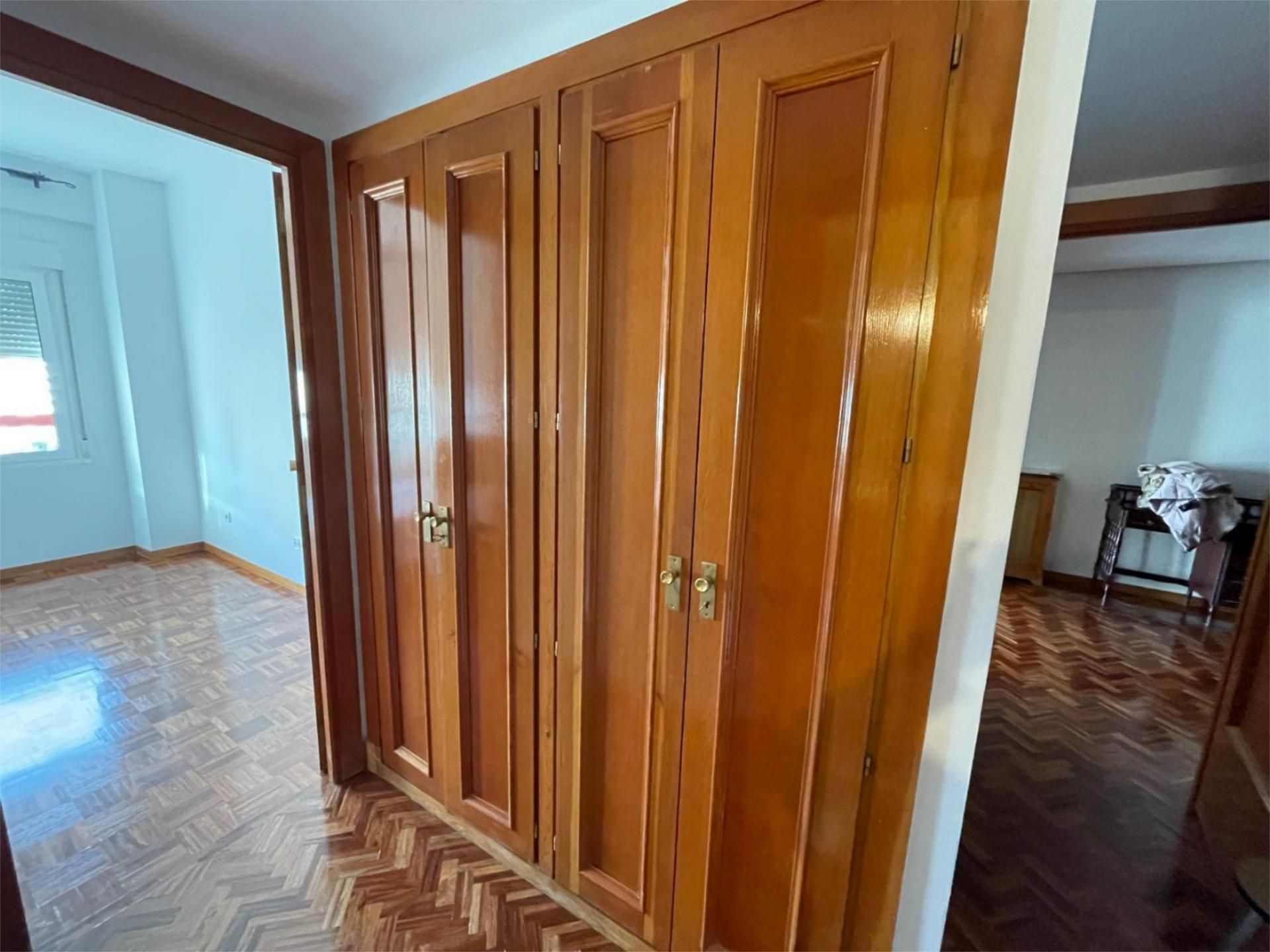 Piso en  Avenida de la Reina Victoria 68 - Foto 10