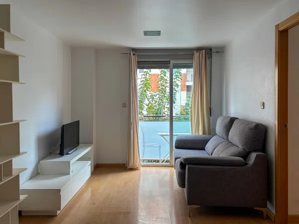 Piso en ronda de Garay, 29