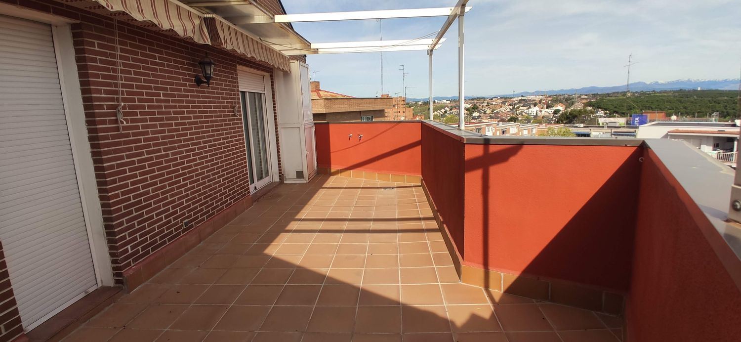 Ático en calle Fuentesaúco, 24 - Foto 3