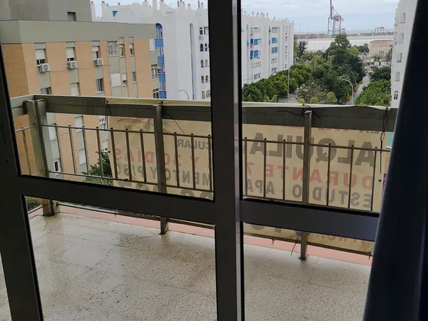 Piso en calle Héroe de Sostoa, 25