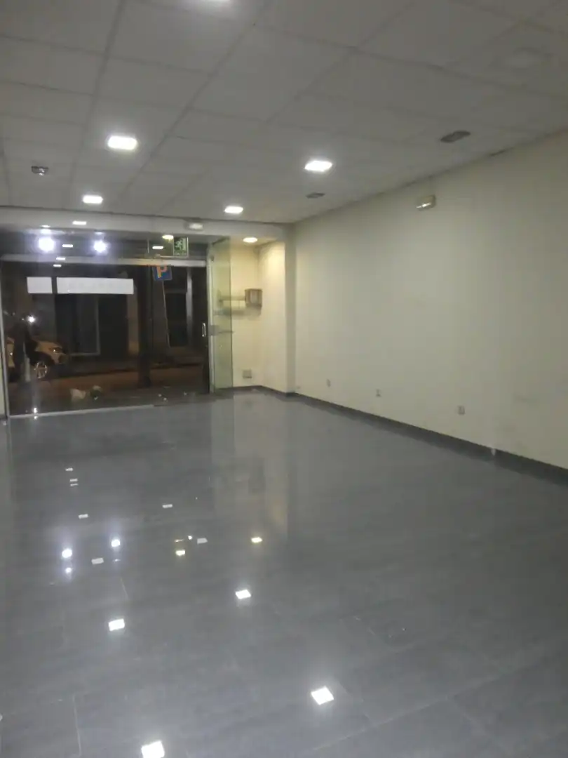 Local comercial en Santa Coloma de Gramenet - Foto 7
