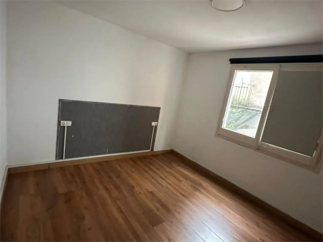 Piso en  Carrer de Josep Sangenís 46 - Foto 23