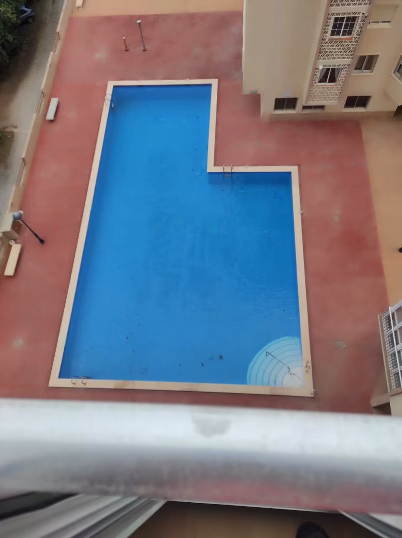 Piso en  Avenida Gola del Puchol 22 - Foto 8