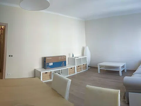 Piso en calle de Huelva, 98