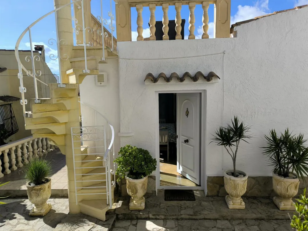 Casa adosada en  Avenida de Madrid 36 - Foto 9