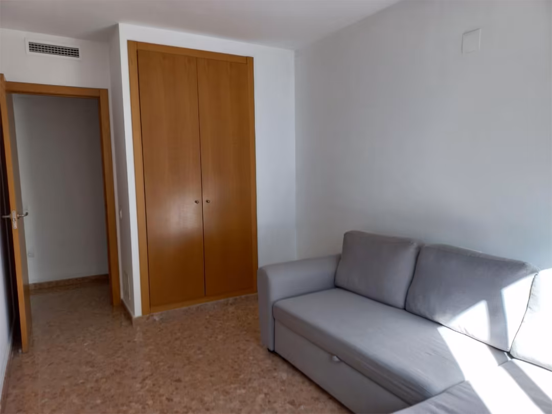 Piso en  Carrer de Bèrnia 8 - Foto 10