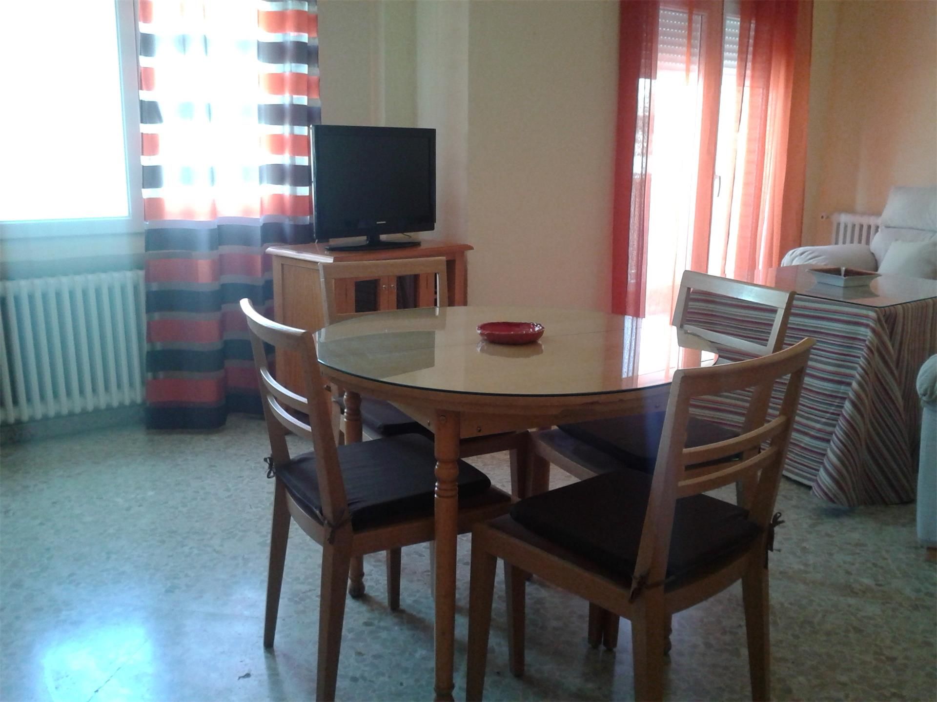 Piso en calle Moral de la Magdalena 1 - Foto 4