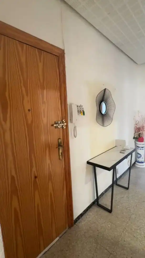 Piso en  Carrer Doctor Gregorio Marañón 48 - Foto 3