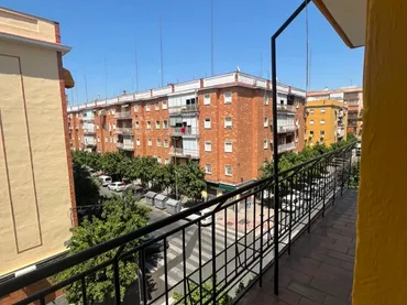 Piso en  Calle Castillo de Alanís de la Sierra 12 - Foto 1