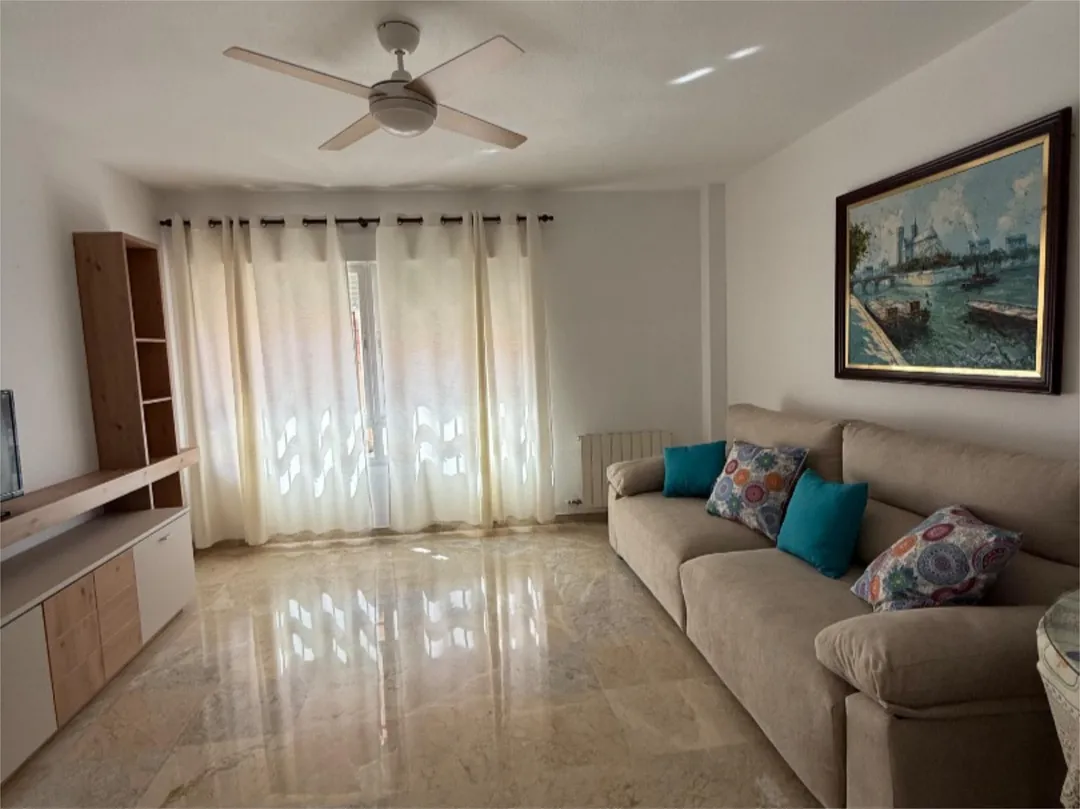 Piso en calle Pepe Hillo 11 - Foto 1