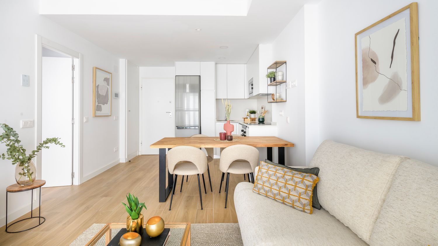 Piso en calle Casimiro Mahou Bierhans, 21 - Foto 1