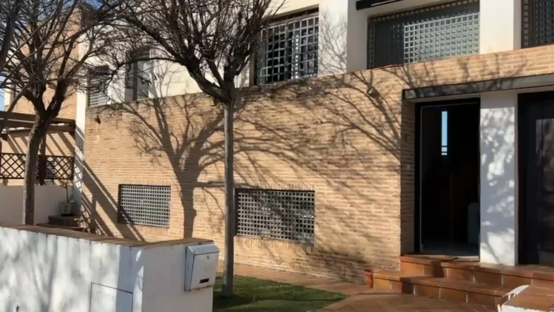 Chalet en  Plaza la Palmera 12 - Foto 1