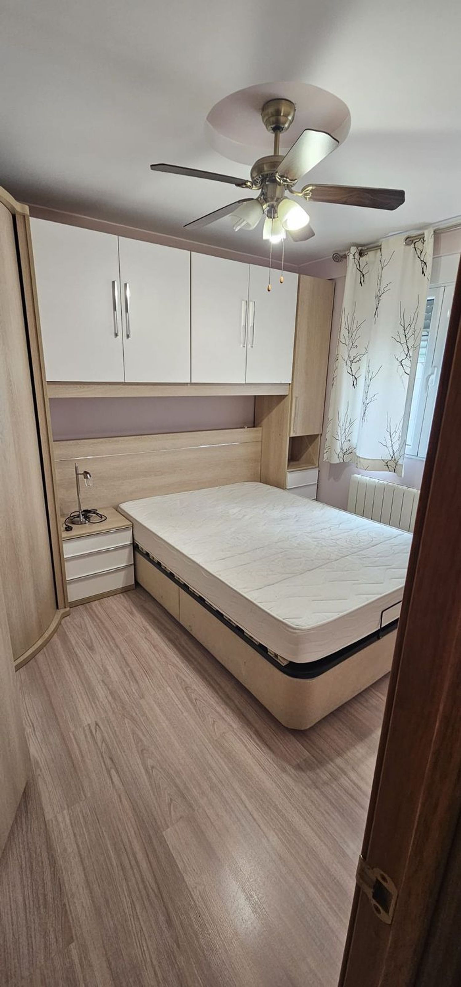 Piso en calle de Pamplona Escudero, 4 - Foto 8