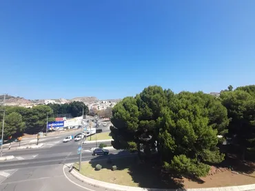 Piso en  Calle Martínez de la Rosa 132 - Foto 1
