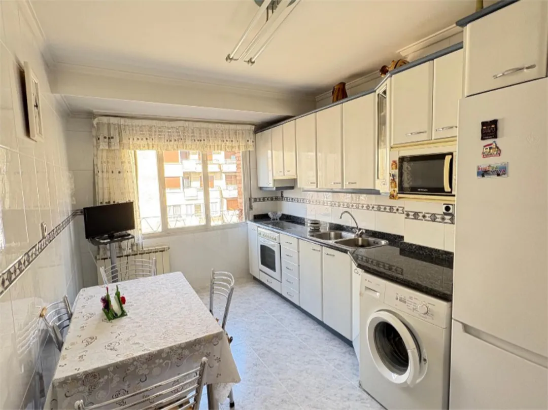 Piso en Vitoria - Gasteiz - Foto 9