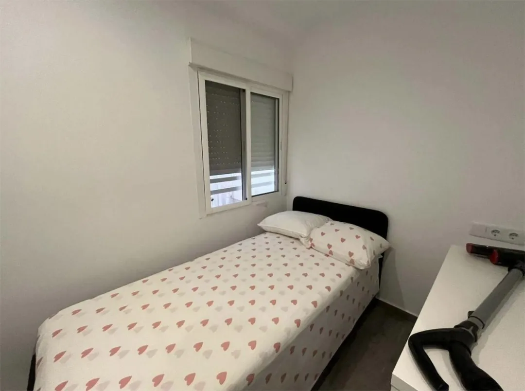 Piso en  Carrer Esperidion Porta Requesens 72a - Foto 25