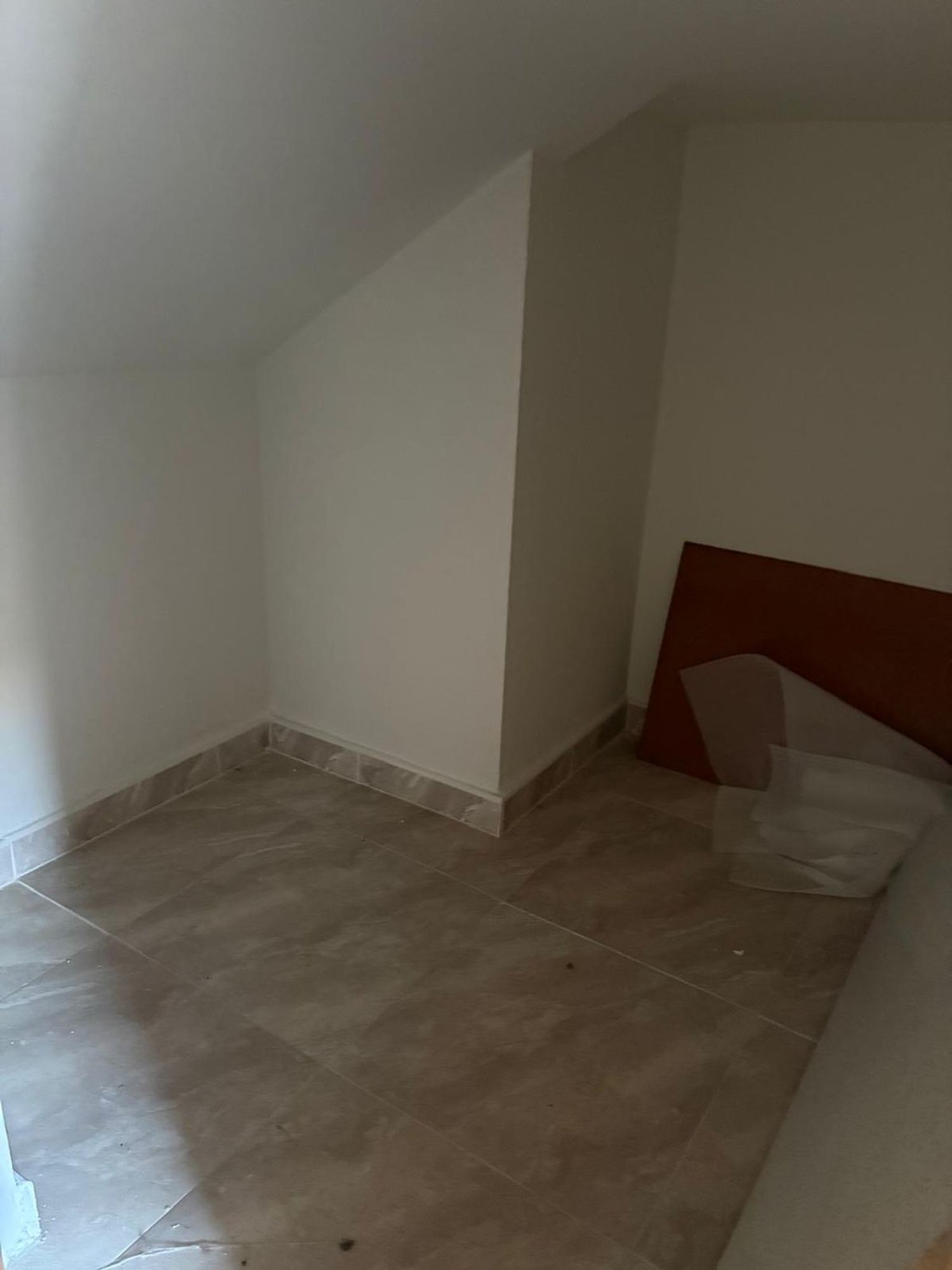 Piso en Calle la Adrada, 32 - Foto 4