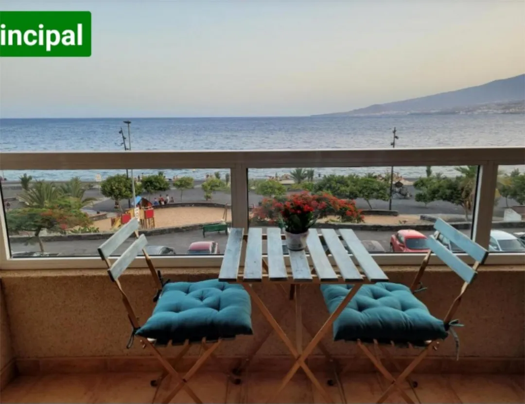 Piso en  Avenida Colón 12 - Foto 1