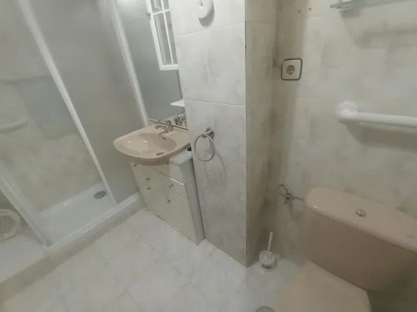 Piso en Norte - Universidad - Foto 10