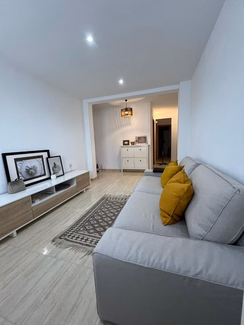 Piso en  Carrera de la Fonteta de Sant Lluís 6 - Foto 3