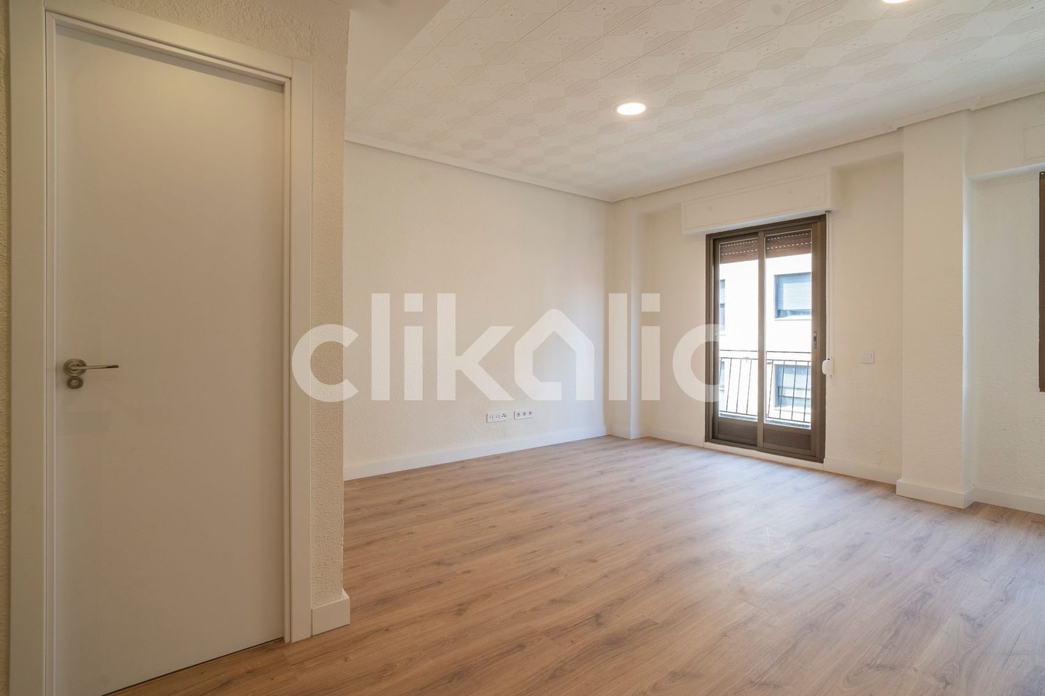 Piso en calle de la Serra d'Agullent - Foto 6