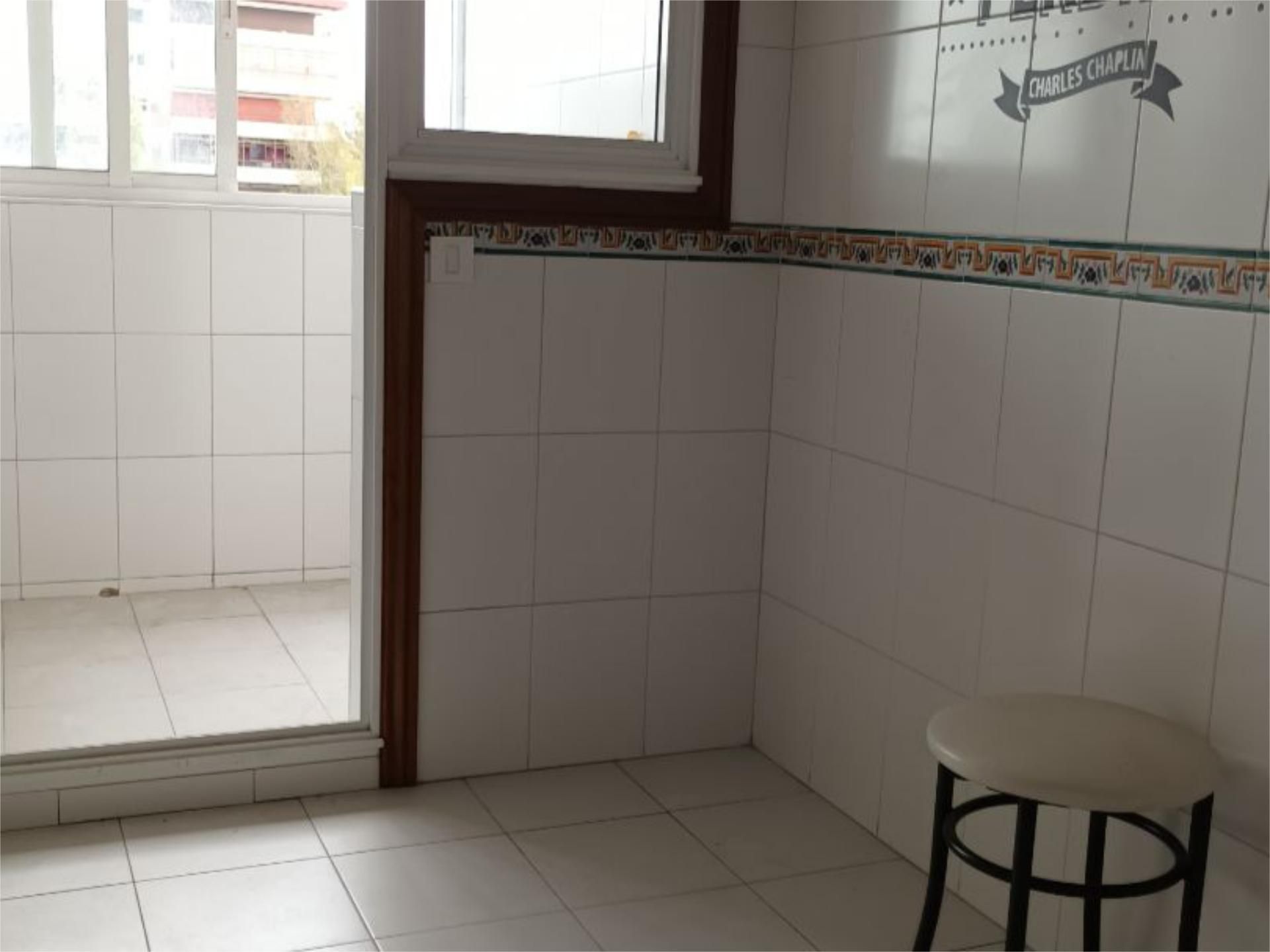 Piso en  Avenida de Castelao 54 - Foto 6