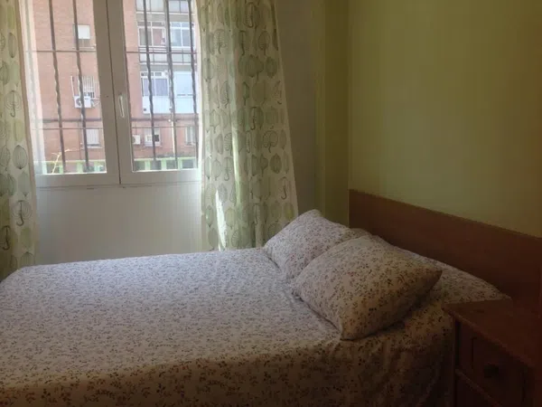 Estudio en calle de Aguilón, 14 - Foto 2