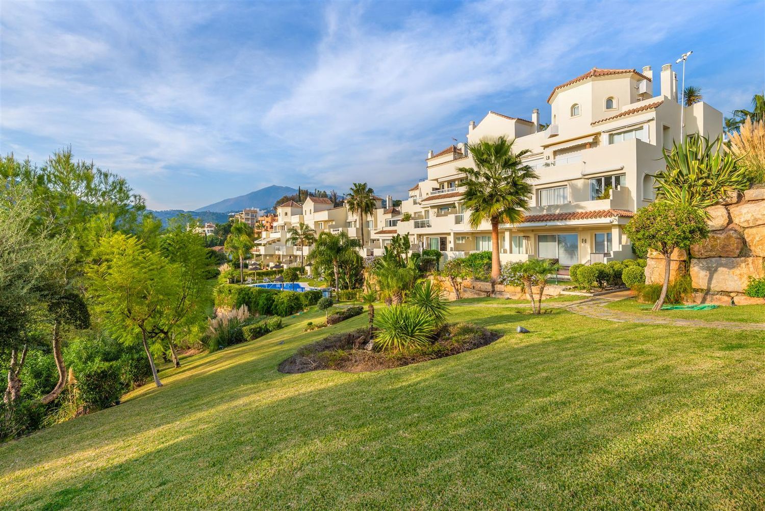 Piso en Calle Benahavis, 23, Los Arqueros-Puerto del Almendro, Los Arqueros-Puerto del Almendro - Foto 2