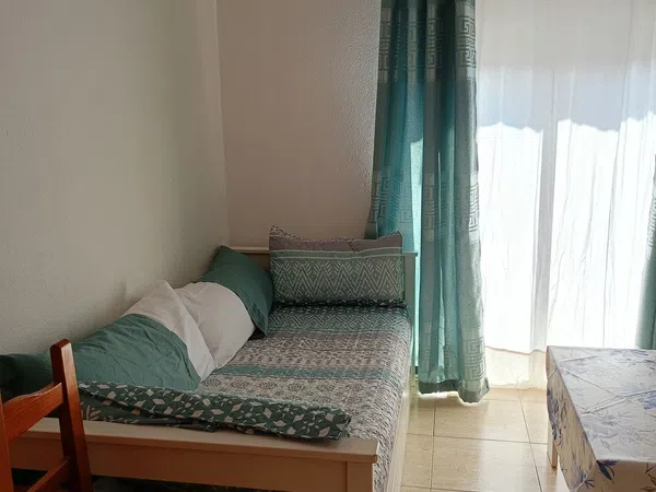 Estudio en Hermanos bazan, 1, Las Viñas, Las Viñas - Foto 1