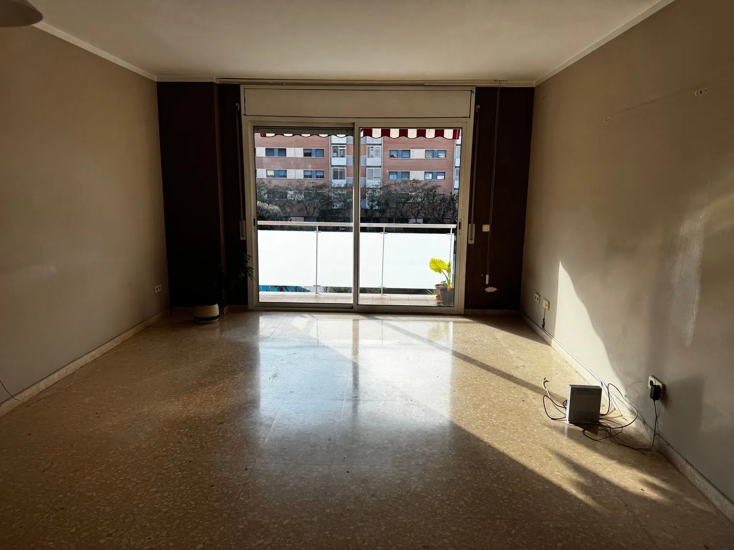 Piso en calle Jose Agustin Goytisolo, 6 - Foto 2