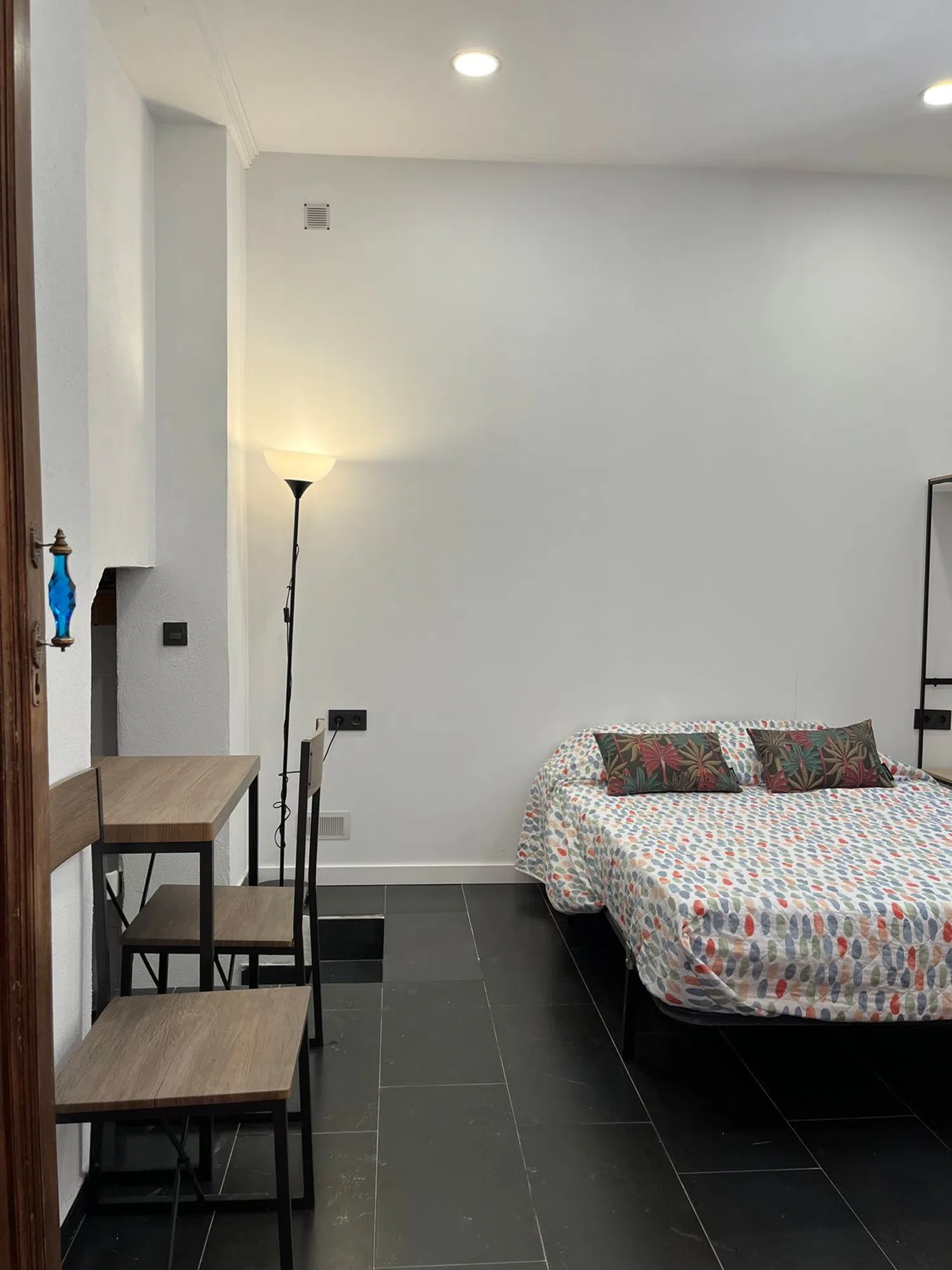 Estudio en calle Hinestrosa, 19 - Foto 1