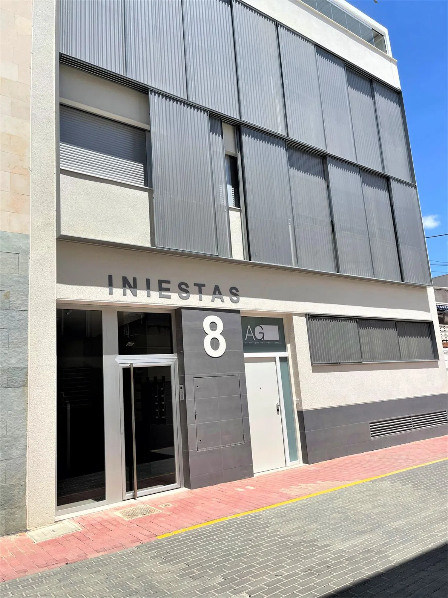 Estudio en calle Iniestas, 8 - Foto 1