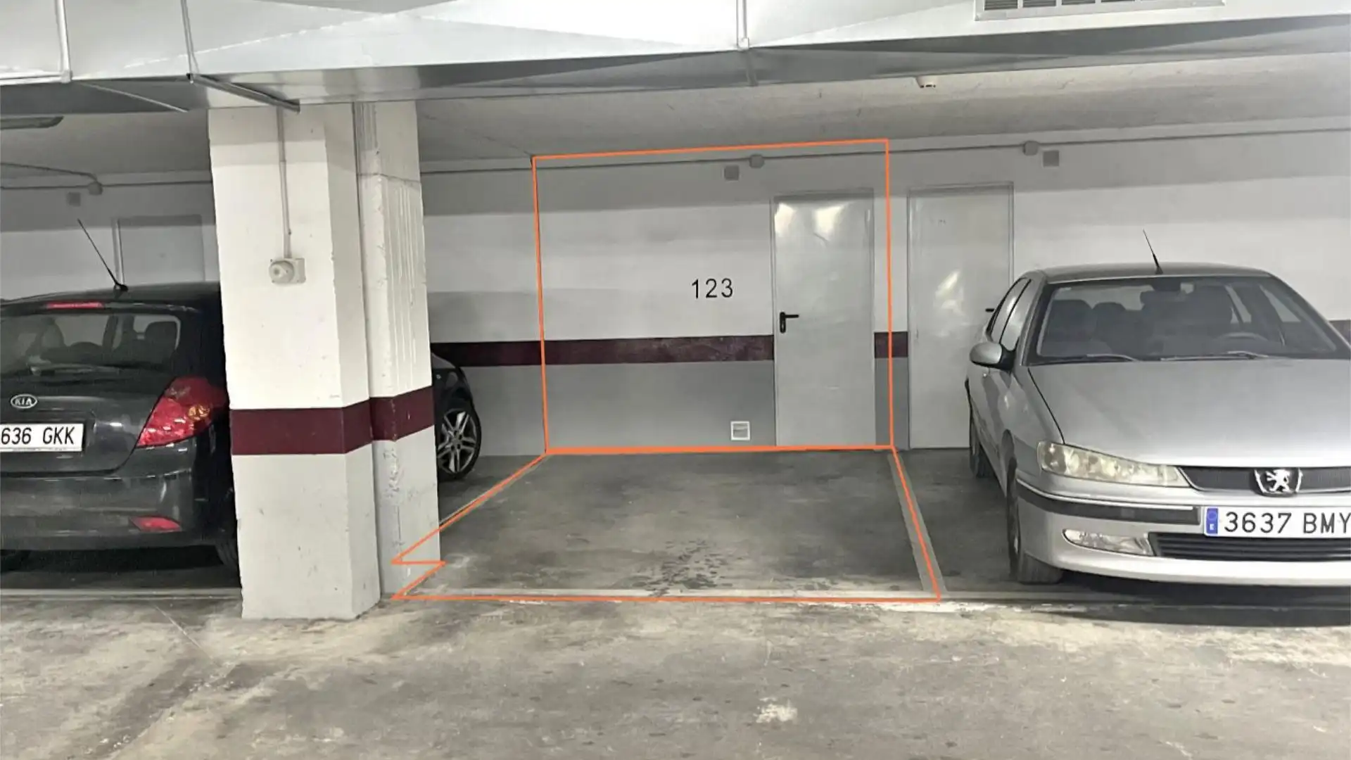 Piso en  Carrer del Pare Guillem Vives 4 - Foto 16