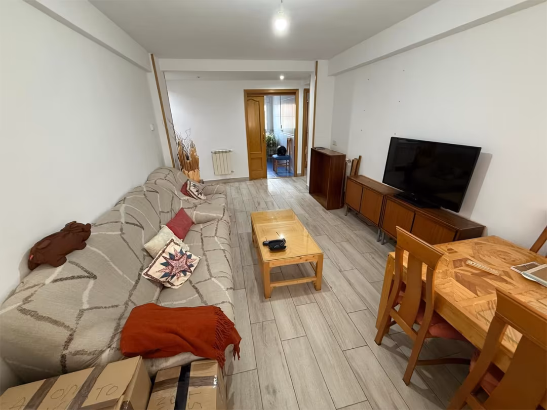 Piso en  Calle de Amadeo Gómez 45 - Foto 2