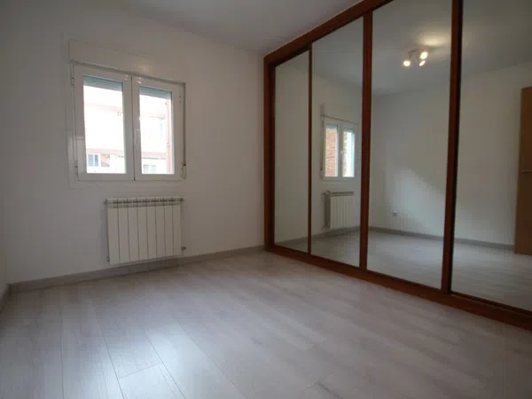 Piso en Barrio Tres Olivos - Valverde