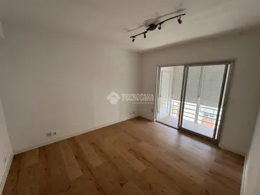 Piso en  C. de Valdemarín - Foto 1