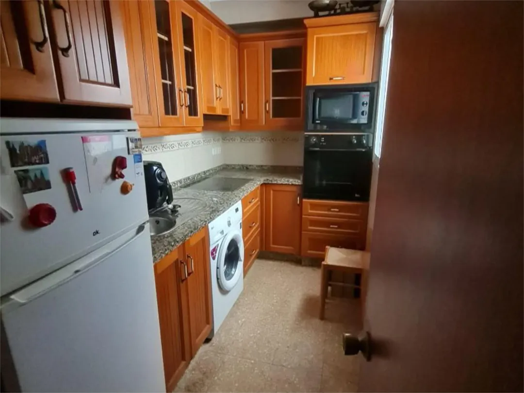 Piso en  Calle Jesús y María 14 - Foto 7