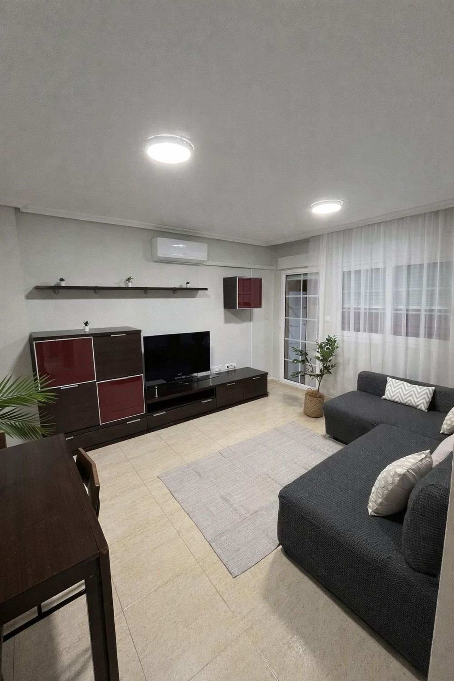 Piso en calle Río Sena, 17 - Foto 2