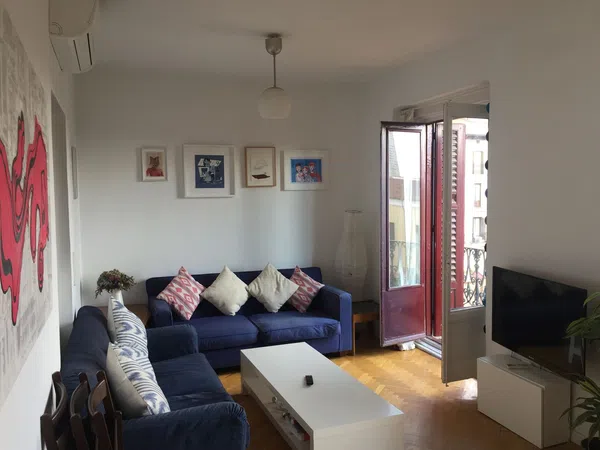 Piso en calle del Divino Pastor, 28