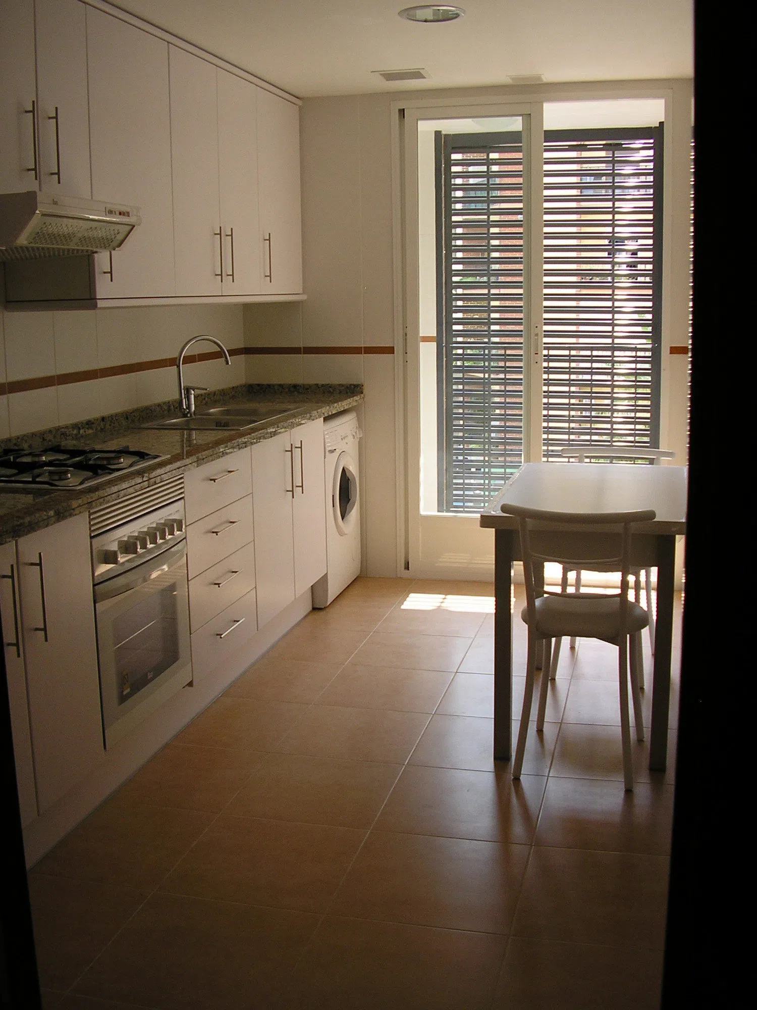 Piso en calle de Bèrnia, 4 - Foto 3