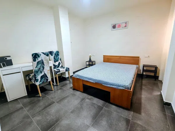 Piso en Calle Malasaña, 5, El Consul - El Romeral - Foto 2