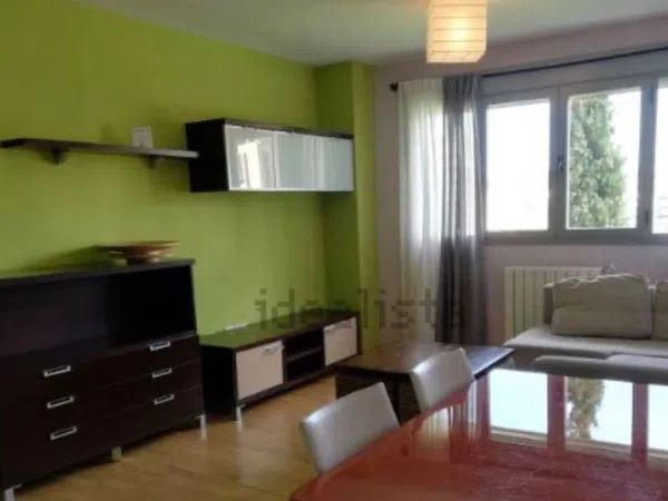 Piso en calle la Sierra, 2